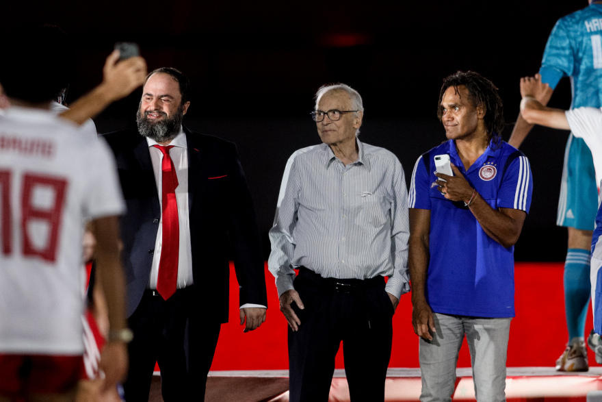 Ολυμπιακός: Συγκίνηση με Σάββα Θεοδωρίδη στη φιέστα