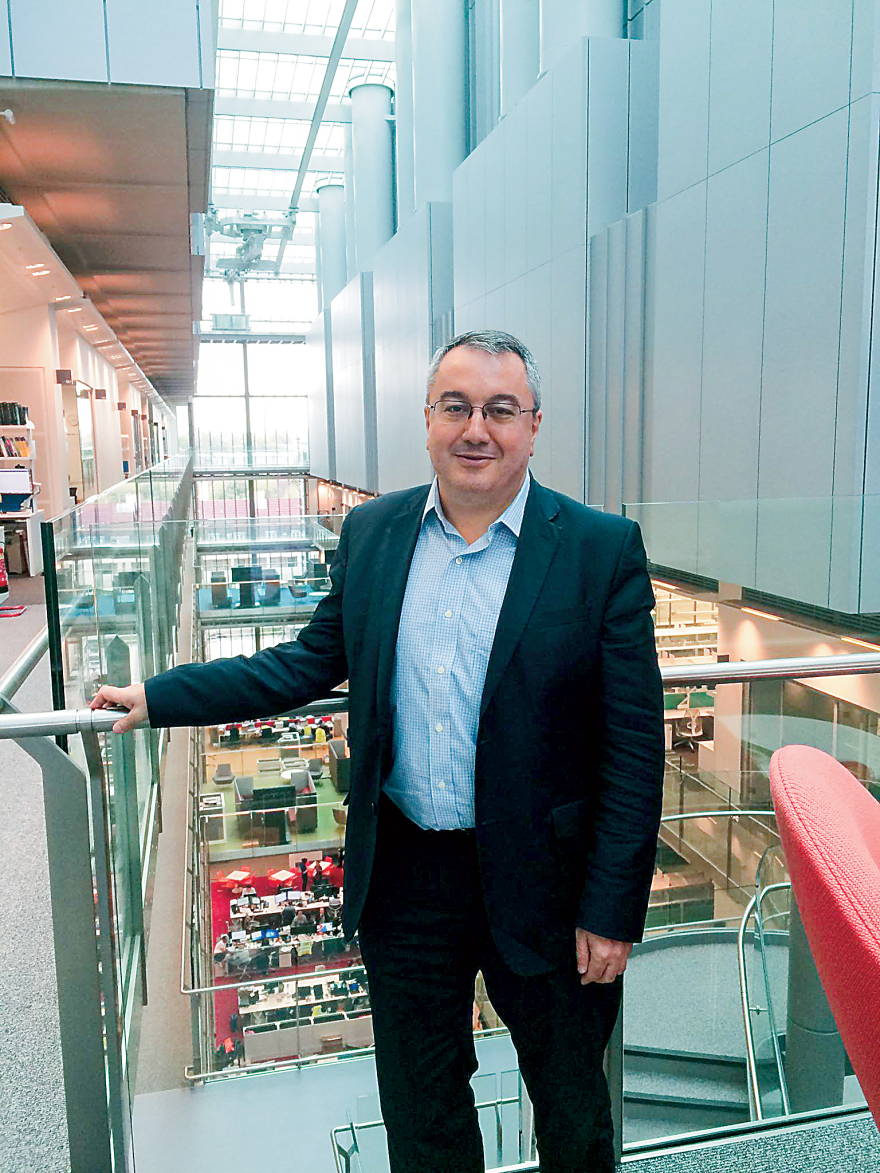 Εμβόλιο για τον κορωνοϊό: Σήμερα τα καλά νέα από την Οξφόρδη - Τον Νοέμβριο οι πρώτοι εμβολιασμοί