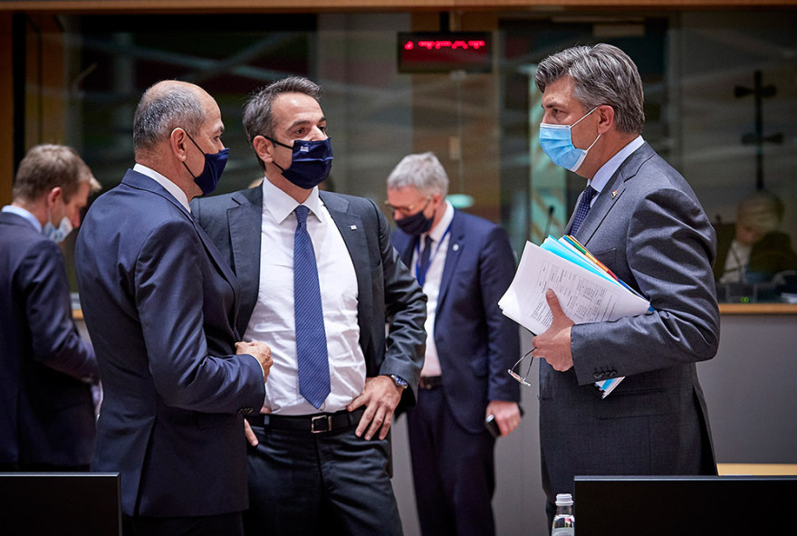 Μητσοτάκης: Επιστρέφουμε από τις Βρυξέλλες με ένα πακέτο άνω των 70 δισ.