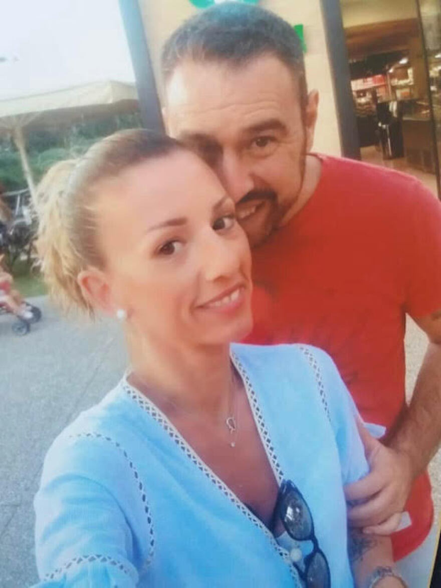 Μία δυνατή αγάπη κι ένα μωρό που γεννήθηκαν στο καμένο Μάτι…