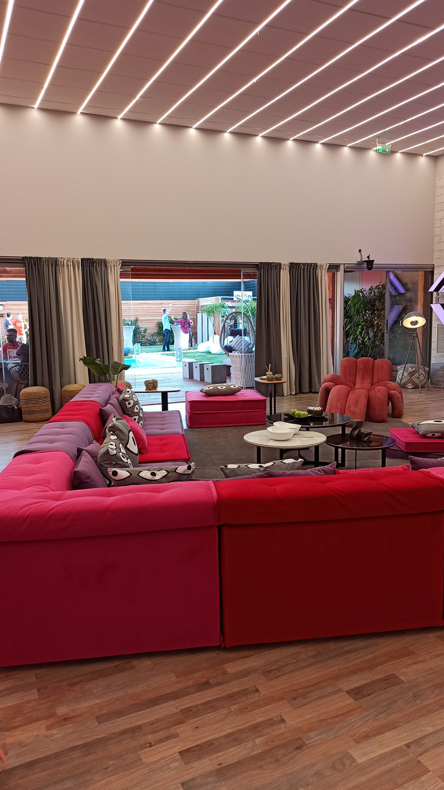 Big Brother - Πισίνα, σάουνα και τζακούζι: Φωτογραφίες από το σπίτι του «Μεγάλου Αδερφού» 