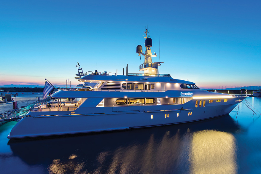 Πλωτή αρχοντιά στις ελληνικές θάλασσες 