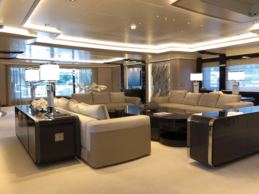 Πλωτή αρχοντιά στις ελληνικές θάλασσες 