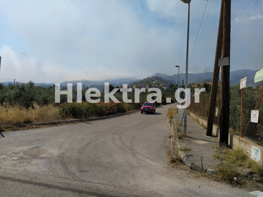 Κεχριές: Εκκενώθηκαν κατασκήνωση και δύο οικισμοί - Ο Χαρδαλιάς ενεργοποίησε το σύστημα Copernicus