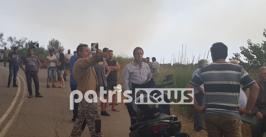 Φωτιά σε χωριά της Ολυμπίας - Απειλούνται Χελιδόνι, Καυκανιά, Πουρνάρι 