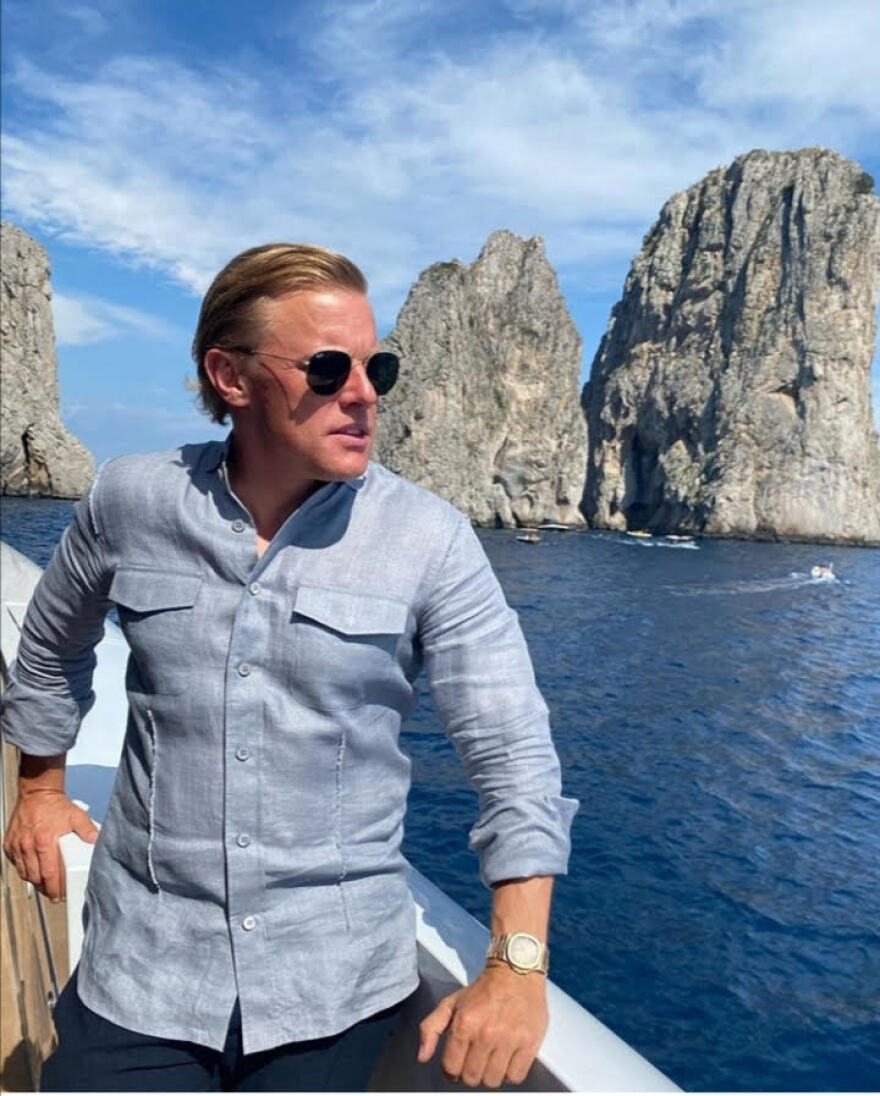 Μύκονος: Η απόβαση Γερμανού πολυεκατομμυριούχου στον Πάνορμο με το ελικόπτερο των 2 εκατ. ευρώ