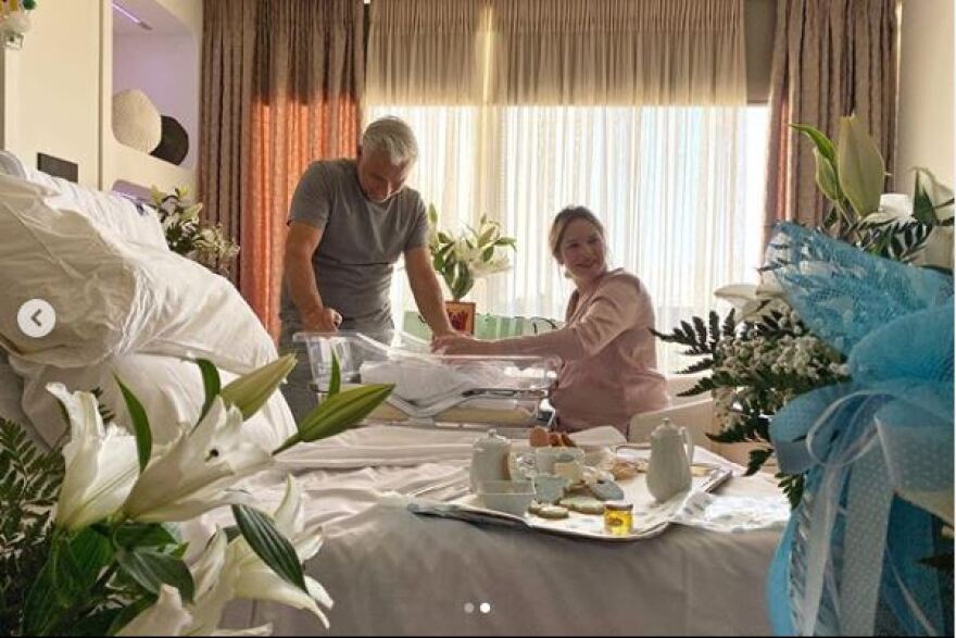 Ανίτα Μπραντ & Χάρης Χριστόπουλος: Οι πρώτες φωτογραφίες του γιου τους