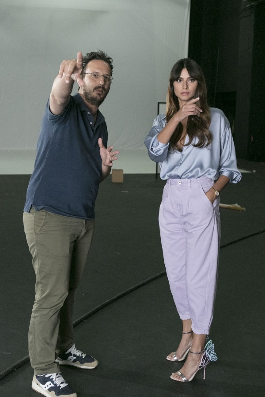 Ηλιάνα Παπαγεωργίου: Backstage φωτογραφίες από το τρέιλερ της εκπομπής της