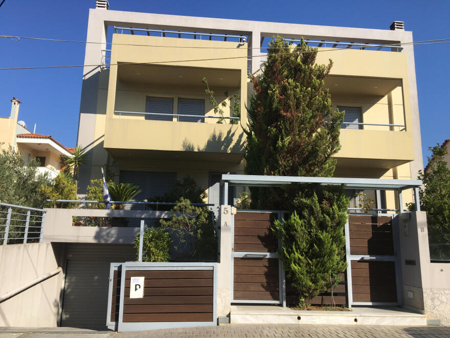 Πυροβόλησαν τον δημοσιογράφο Στέφανο Χίο