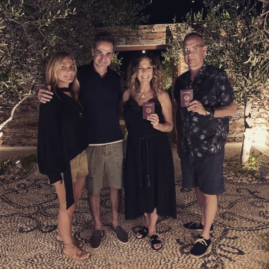 H Bild γράφει για τους Τομ Χανκς και Ρίτα Γουίλσον: «Τώρα είναι Έλληνες»