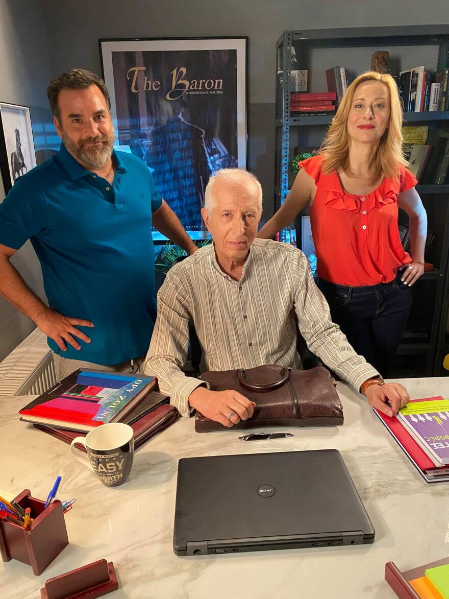 «Μην αρχίζεις τη μουρμούρα»: Φωτογραφίες από τα γυρίσματα των νέων επεισοδίων  