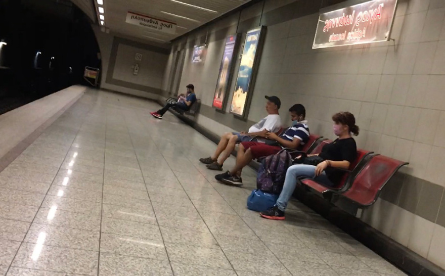 Κορωνοϊός: «Συναγερμός» για τα μέσα μαζικής μεταφοράς - Αυξάνονται τα δρομολόγια, σαρωτικοί έλεγχοι