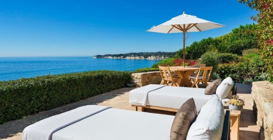 Καρντάσιανς: Διακοπές για μεγιστάνες σε έπαυλη στο Μαλιμπού αξίας 120 εκατ. δολαρίων 