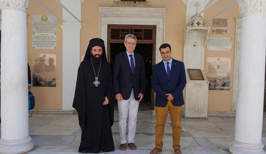 Την Ύδρα επισκέφτηκε ο Αμερικανός πρεσβευτής Τζέφρι Πάιτ