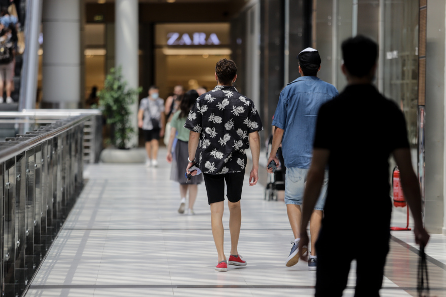 Κορωνοϊός: Κατάσταση ετοιμότητας για νέα μέτρα - Τι προτείνουν οι ειδικοί 