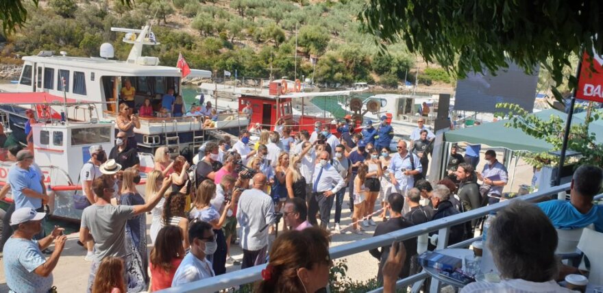 «Δύτης» ο Σάκης Ρουβάς για τα εγκαίνια στο υποβρύχιο μουσείο Αλοννήσου