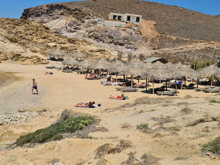 Μύκονος: «Τύπος και υπογραμμός» μετά το σαφάρι των ελέγχων - Δείτε βίντεο και φωτογραφίες