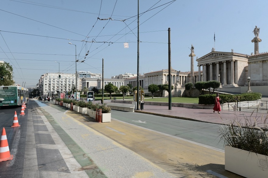 Μεγάλος Περίπατος: Ξεκίνησαν εργασίες για την επαναφορά λωρίδας κυκλοφορίας στην Πανεπιστήμιου