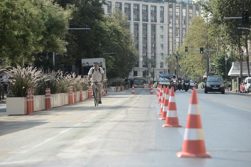 Μεγάλος Περίπατος: Ξεκίνησαν εργασίες για την επαναφορά λωρίδας κυκλοφορίας στην Πανεπιστήμιου