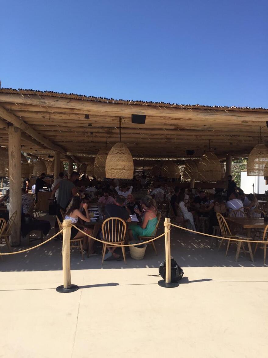 Μύκονος: «Τύπος και υπογραμμός» μετά το σαφάρι των ελέγχων - Δείτε βίντεο και φωτογραφίες