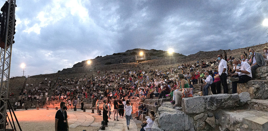 Μέτρα για τον κορωνοϊό - Συναυλίες: Θεατές με μάσκες και αποστάσεις στη συναυλία Ξαρχάκου 