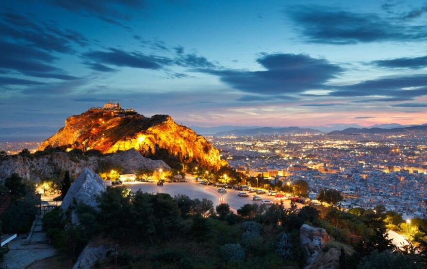 Πανσέληνος Αυγούστου: Ραντεβού απόψε με το πιο λαμπερό φεγγάρι της χρονιάς