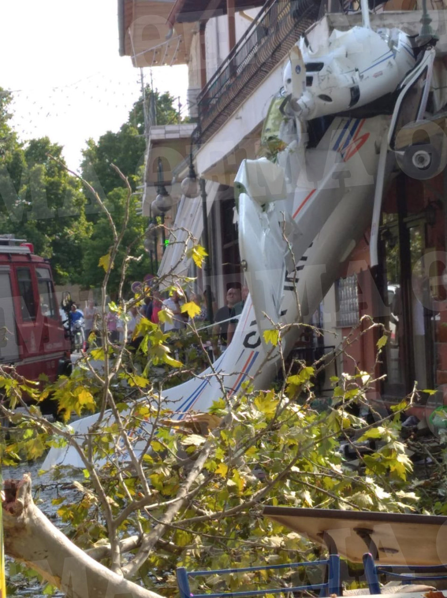 Πτώση μονοκινητήριου αεροπλάνου στην Πρώτη Σερρών - Δείτε φωτογραφίες
