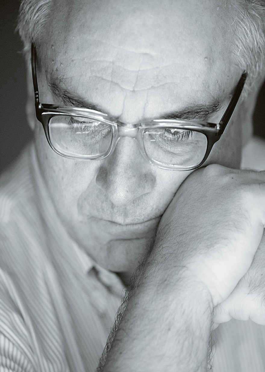 Ο Λάνθιμος μου έκλεψε τη σκηνή για το «Ιερό ελάφι», λέει ο συγγραφέας Δημήτρης Δημητριάδης