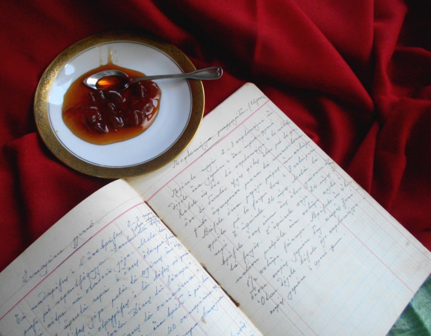 Νέα έκδοση - ντοκουμέντο εποχής: «Οι συνταγές της Λόπης» της Μιράντας Σοφιανού