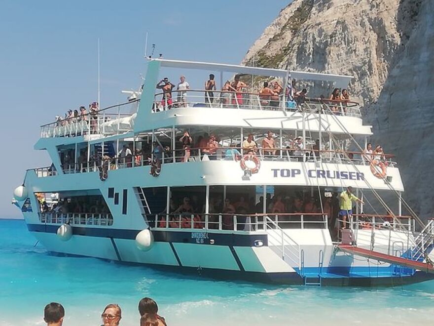 «Ναυάγιο» τα μέτρα με τις μάσκες και στη Ζάκυνθο - Δείτε φωτογραφίες