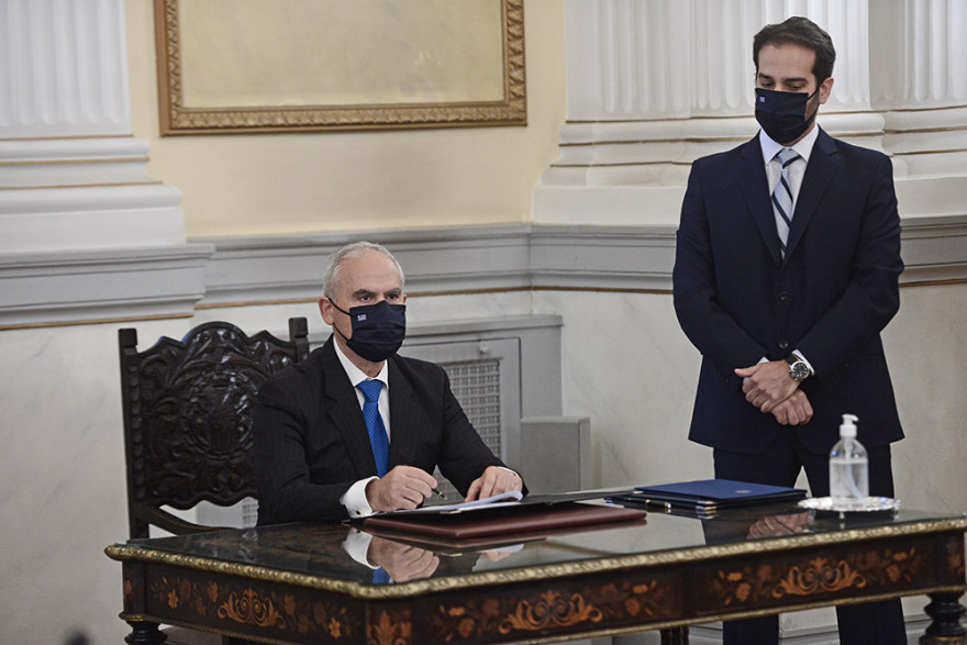 Ορκίστηκαν τα νέα μέλη του υπουργικού συμβουλίου