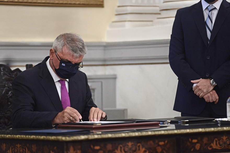 Ορκίστηκαν τα νέα μέλη του υπουργικού συμβουλίου