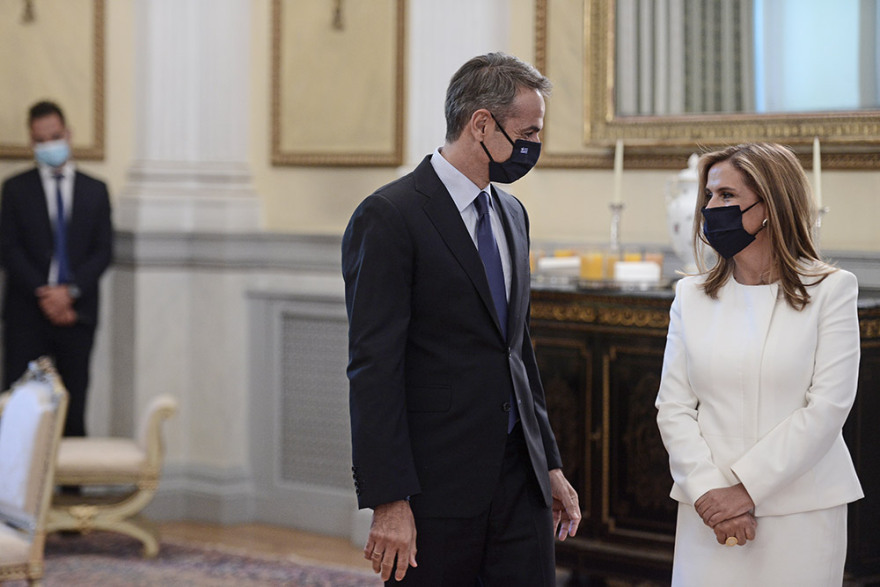 Ορκίστηκαν τα νέα μέλη του υπουργικού συμβουλίου