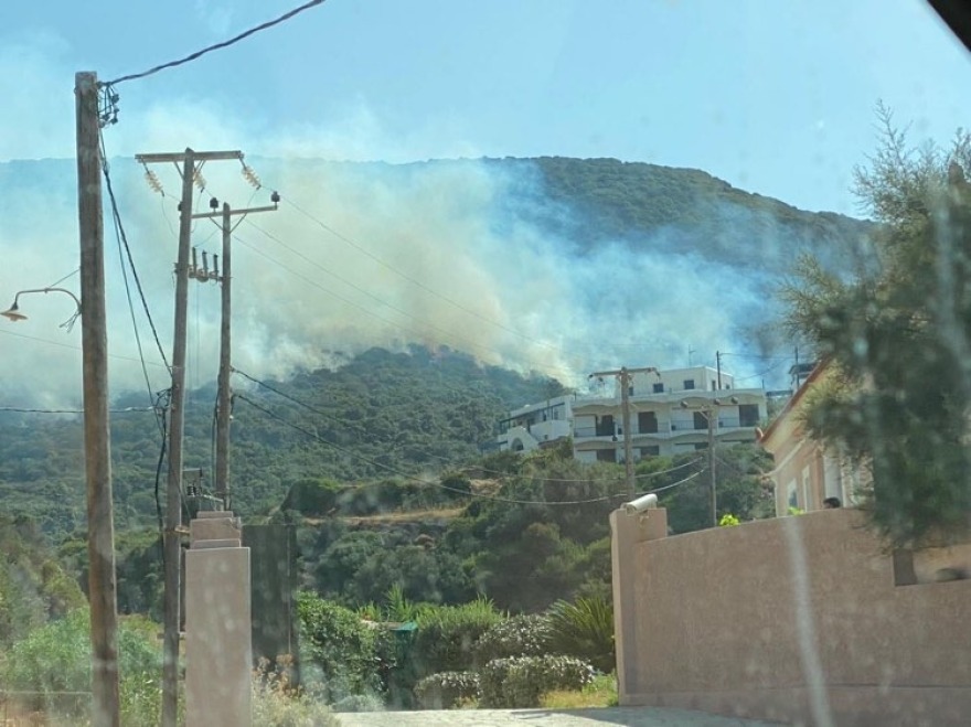 Σε ύφεση η φωτιά στα Κύθηρα 