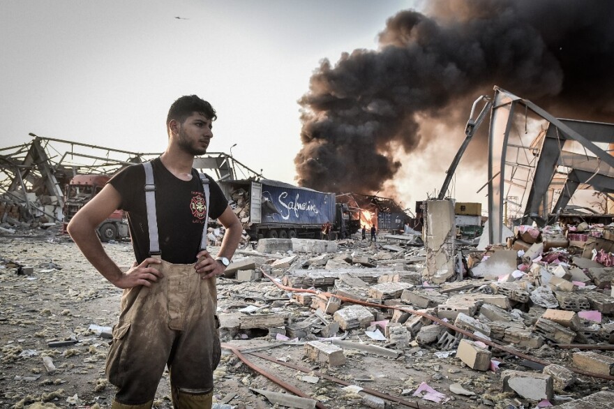 Έκρηξη στη Βηρυτό: Θρήνος στα συντρίμμια - Οργή για το προαναγγελθέν έγκλημα 