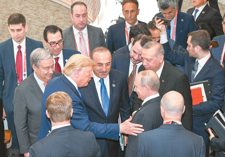 Ερντογάν-Τραμπ-Πούτιν: «Παρά φύσιν» τρίο