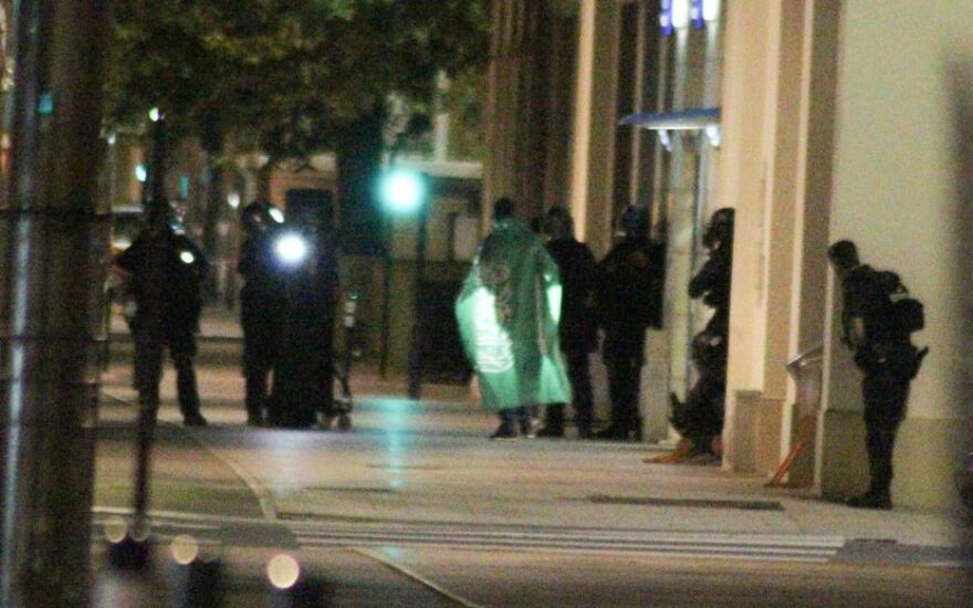 Γαλλία: Παραδόθηκε ο ένοπλος στη Χάβρη - Σώοι όλοι οι όμηροι