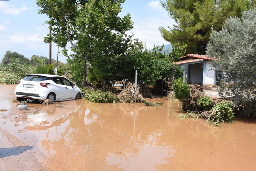 Εύβοια - Κακοκαιρία: «Αυτοψία» του protothema.gr στα Πολιτικά