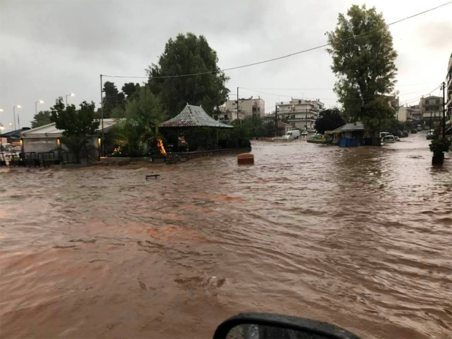 Κακοκαιρία «Θάλεια» - Εύβοια: Βίντεο και φωτογραφίες από τη θεομηνία