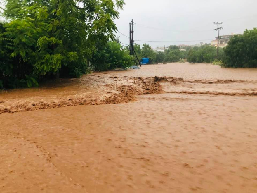 Κακοκαιρία «Θάλεια» - Εύβοια: Βίντεο και φωτογραφίες από τη θεομηνία