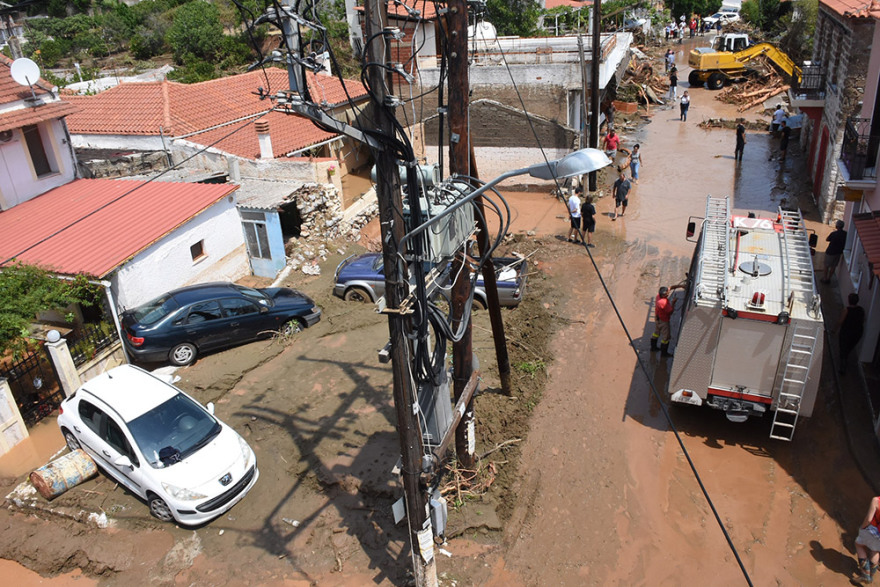 Εύβοια: Πέντε νεκροί - Ένας αγνοούμενος - Έπεσαν 300 χιλιοστά βροχής!
