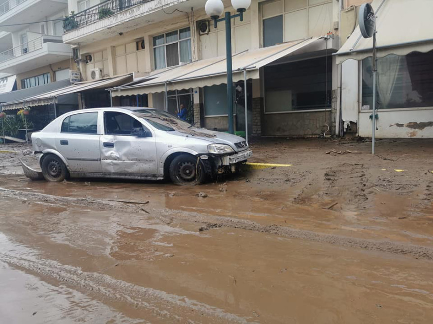 Κακοκαιρία «Θάλεια» - Εύβοια: Βίντεο και φωτογραφίες από τη θεομηνία