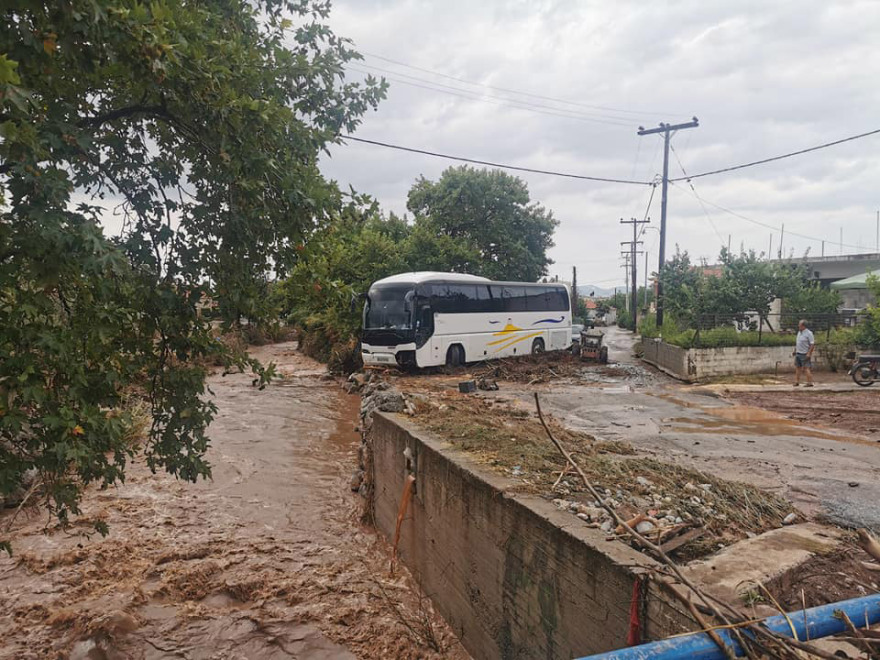 Κακοκαιρία «Θάλεια» - Εύβοια: Βίντεο και φωτογραφίες από τη θεομηνία