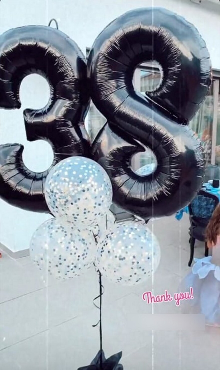 Βασίλης Σπανούλης & Ολυμπία Χοψονίδου: Η τούρτα Ολυμπιακός - Superman για τα 38α γενέθλιά του