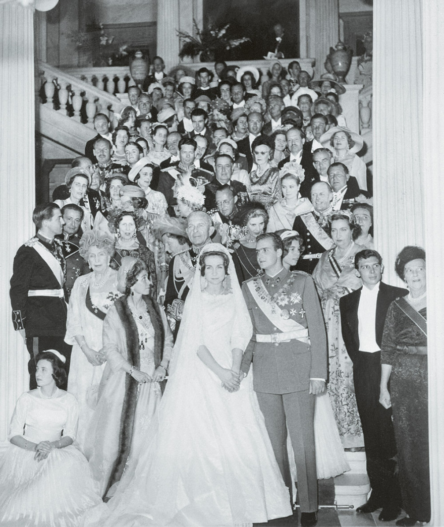 O «λαδωμένος» μονάρχης Juan Carlos: Από την προίκα της Σοφίας, στις μίζες και τις ερωμένες