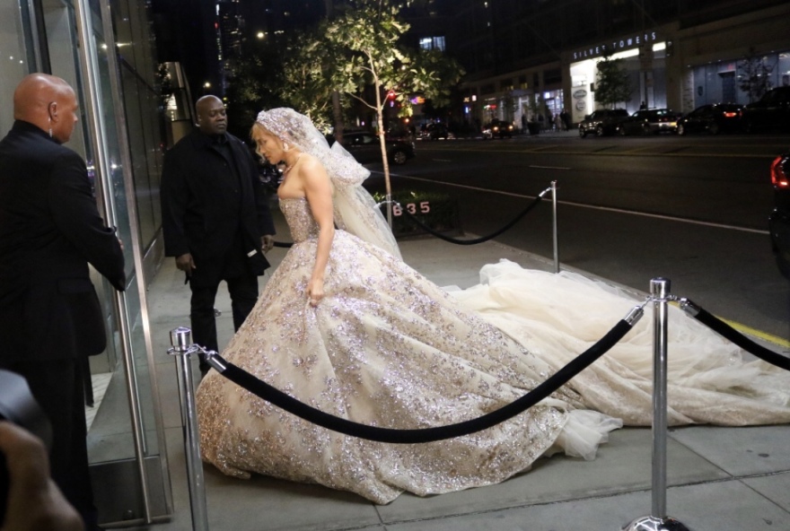 Elie Saab - Zuhair Murad: Οι φημισμένοι Λιβανέζοι σχεδιαστές μόδας κλαίνε πάνω από τις χαμένες περιουσίες τους 