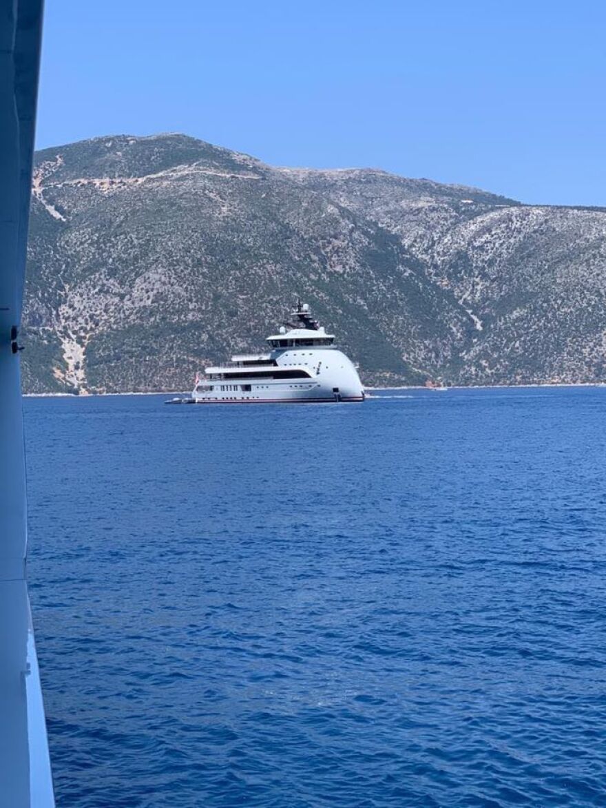 Φωτογραφία: Το superyacht «Olivia Ο» αξίας 200 εκατ. δολαρίων «επισκέφθηκε» την Ιθάκη