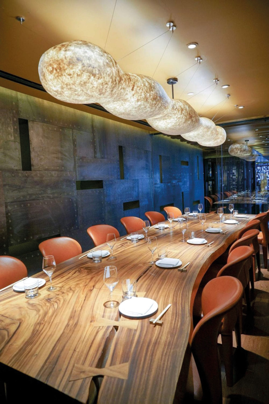 Ράινερ Μπέκερ: Ο mr Zuma κατακτά και τη Μύκονο