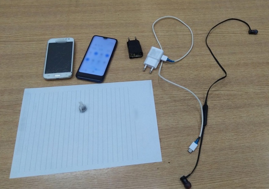 Φυλακές Κορυδαλλού: Ναρκωτικά, λίμα, μαχαίρια και κινητά εντοπίστηκαν σε κελιά