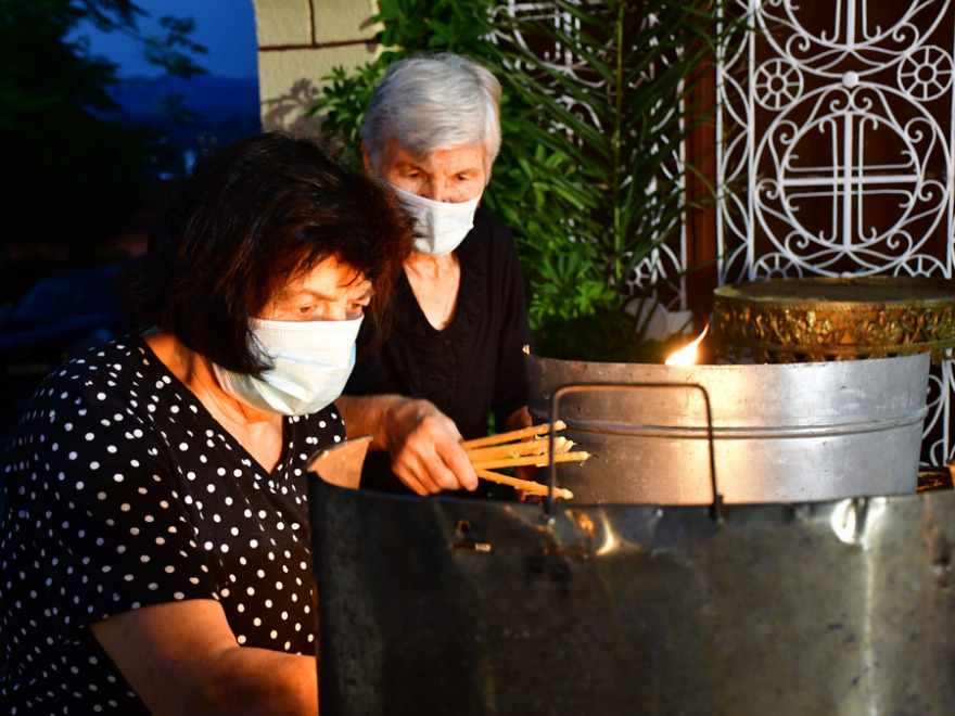Δεκαπενταύγουστος: Με μάσκες, αποστάσεις και δίχως λιτανείες η Κοίμηση της Θεοτόκου